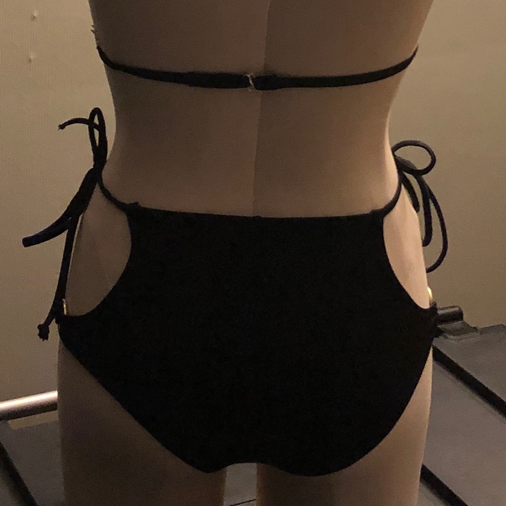 Bikini set - Picture 3 of 5